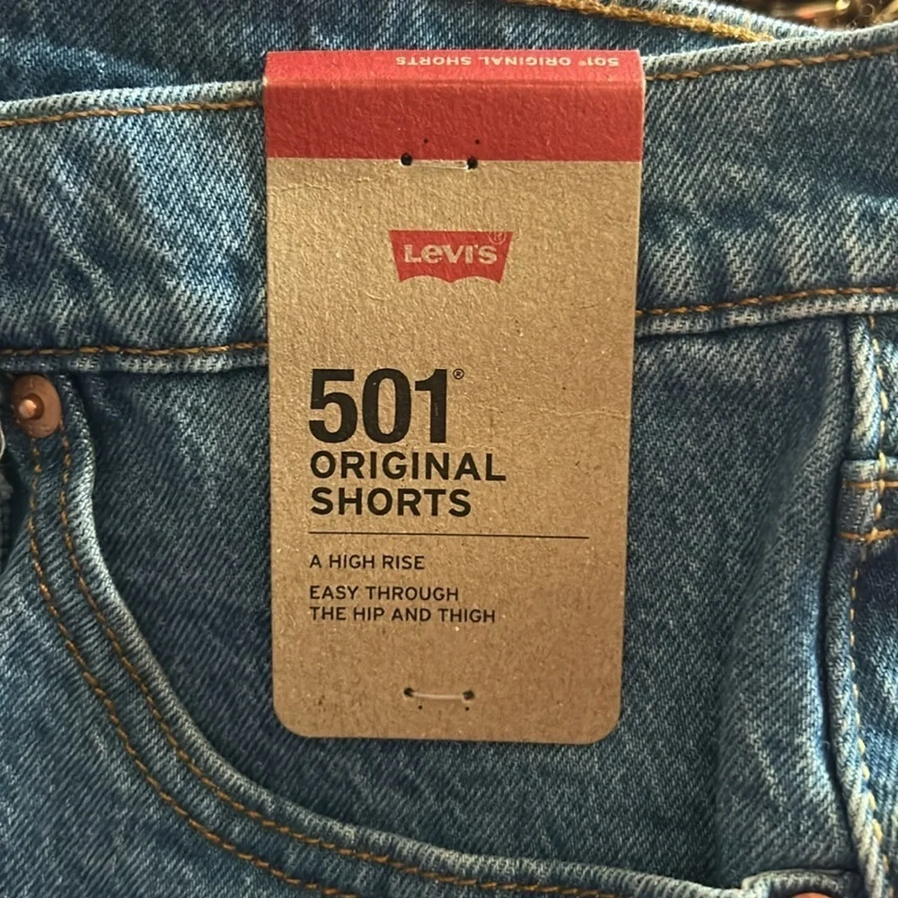 Levi's® 501® Original High Rise Denim Shorts NWT - Picture 4 of 4
